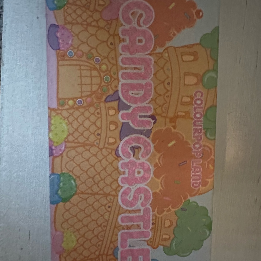 Colour pop candy castle eyeshadow palette